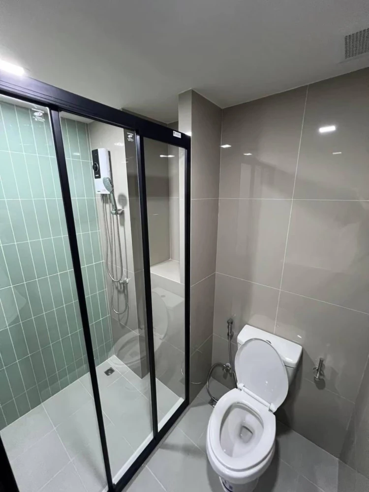 ให้เช่า เดอะ มูฟ บางนา อาคาร A อาคารเดียวกับ facility เฟอร์นิเจอร์ครบ มาแต่ตัวเข้าอยู่ได้เลย