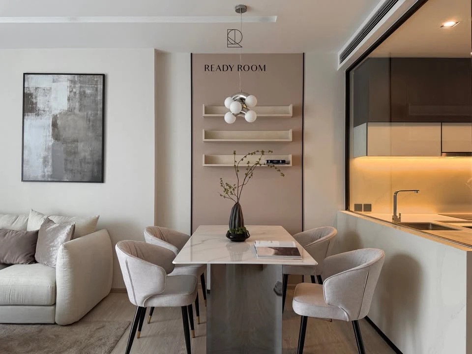 ให้เช่า เดอะ รูม สุขุมวิท 38 ชั้น 7 ฝั่งทิศเหนือ (วิวไม่โดนบัง) ห้องแต่งครบพร้อมอยู่!