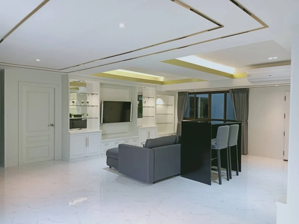 ให้เช่า เดอะ วอเตอร์ฟอร์ด คอนโดมิเนียม 2 ห้องนอน 2 ห้องน้ำ + 1 ห้องเสริม  (สามารถทำเป็นห้องทำงานหรือห้องนอนที่ 3 ได้) จองเลย