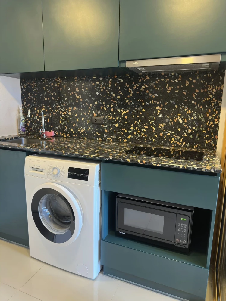 ขาย ให้เช่า เดอะ เบส สุขุมวิท 50 อาคาร B ตกแต่งโทนสีเขียวเข้ม ดูสุขุมชวนผ่อนคลาย ย้ายเลย อย่ารีรอ