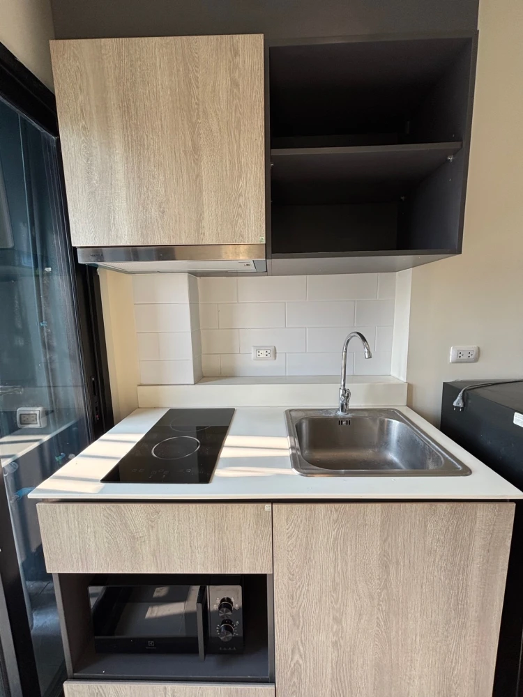 ให้เช่า เดอะ เบส เพชรเกษม แบบ 1 Bedroom ชั้น 7 ตกแต่งฟังก์ชั่นครบครัน มาแต่ตัวเข้าอยู่ได้เลย