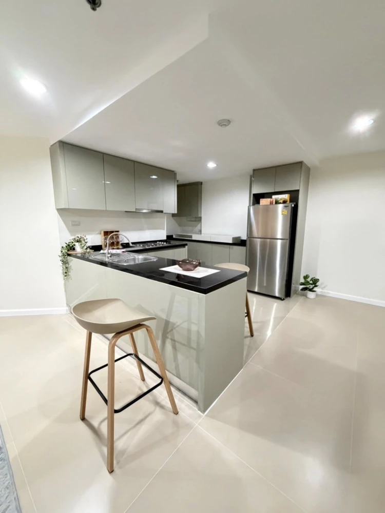 ให้เช่า เบ็ล แกรนด์ พระราม 9 แบบ 2 ห้องนอน 2 ห้องน้ำ เครื่องใช้ไฟฟ้าจัดเต็ม ช้าหมดอดนะจ๊ะ