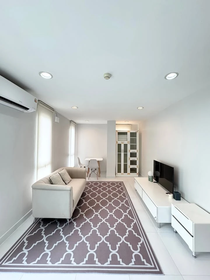 ให้เช่า เมอร์ราญา เพลส ลาดพร้าว 27 ชั้น 6 ห้องมุม (ไม่ติดใคร) แบบ 2 นอน 2 น้ำ สนใจจองเลย