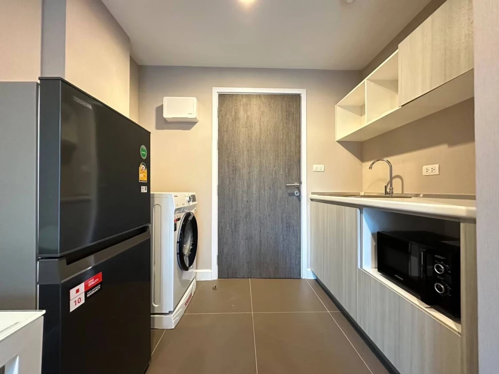 ให้เช่า  เมโทรลักซ์ ริเวอร์ฟรอนท์ รัตนาธิเบศร์  ห้องพร้อมเฟอร์ ชั้นล่างเข้าออกสะดวกสบาย มาแต่ตัวเข้าอยู่ได้เลย รีบจองเลยก่อนพลาด!!