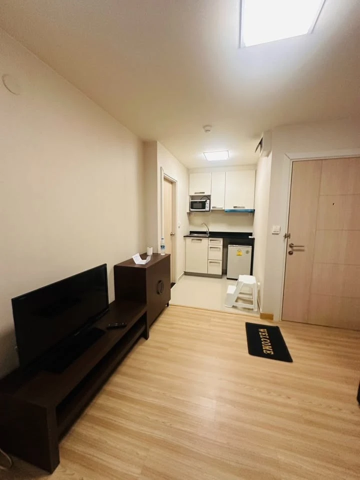 ให้เช่า เอ็มโซไซตี้ คอนโดมิเนียม เฟอร์นิเจอร์ครบ + เครื่องใช้ไฟฟ้าจัดเต็ม บอกเลยว่าต้องจอง