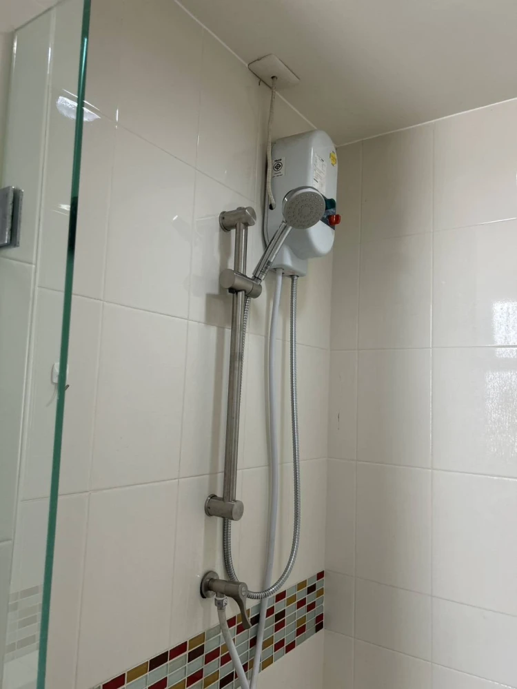 ให้เช่า เอ็มโซไซตี้ คอนโดมิเนียม เฟอร์/เครื่องใช้ไฟฟ้าครบ มีเครื่องซักผ้า พลาดแล้วจะเสียใจ