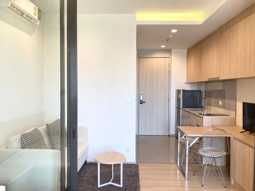 ให้เช่า เอ็ม จตุจักร ตกแต่งครบครัน พร้อมเฟอร์ครบเซต จองก่อนได้ก่อน