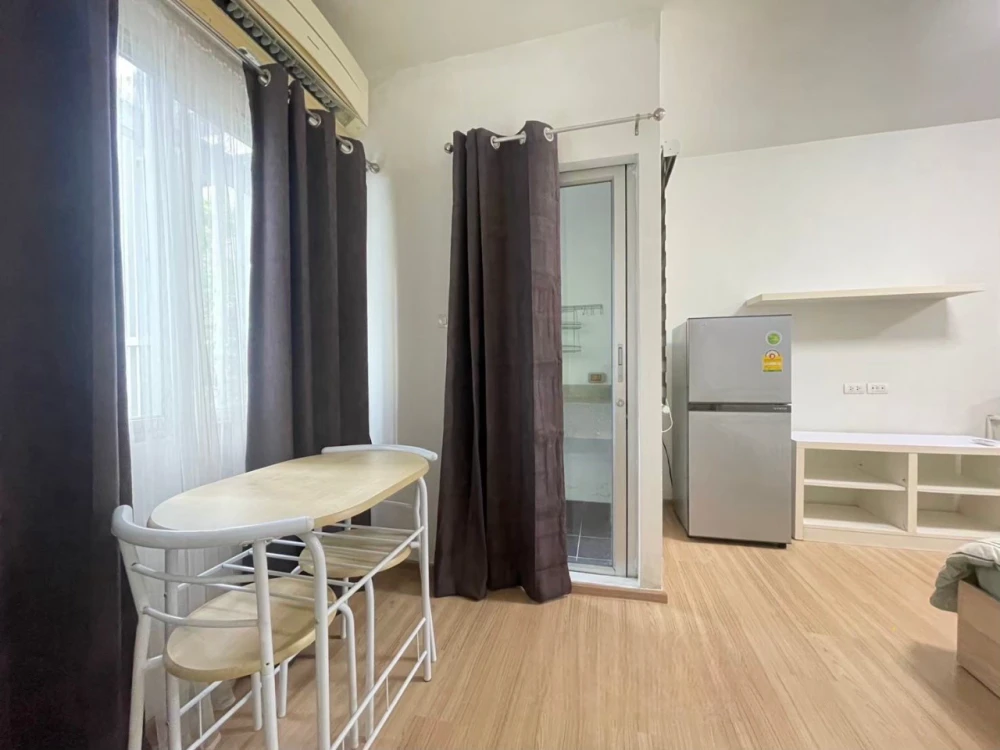 ให้เช่า เอ สเปซ อโศก-รัชดา ห้อง Studio ตึก G ชั้น2 ห้องมุม หน้าห้องไม่ติดกับใคร สงบ สะดวก น่าจองสุดๆ