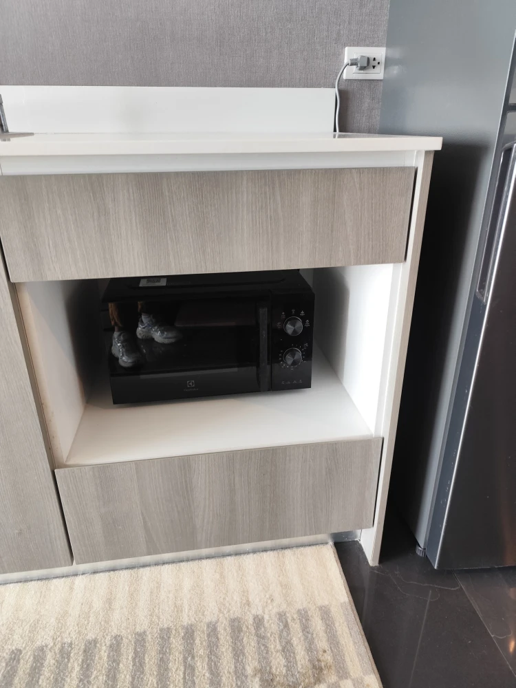 ให้เช่า  เอ สเปซ เมกา 1  ห้องชั้นสูง พร้อมอยู่ เฟอร์พร้อม จองเลย