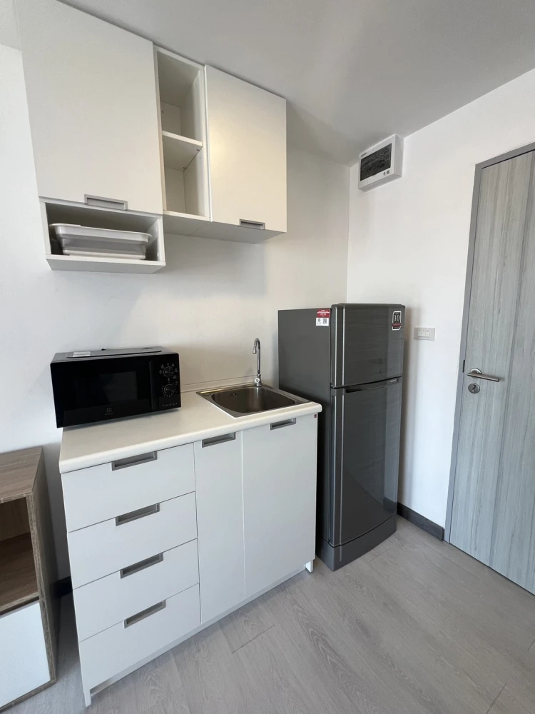 ให้เช่า เอ แลนด์ คอนโด ไทรน้อย เวสต์เกต ห้องสวย ชั้น 6 วิวสวน ตกแต่งฟังก์ชั่นครบ ย้ายเลย อยารีรอ