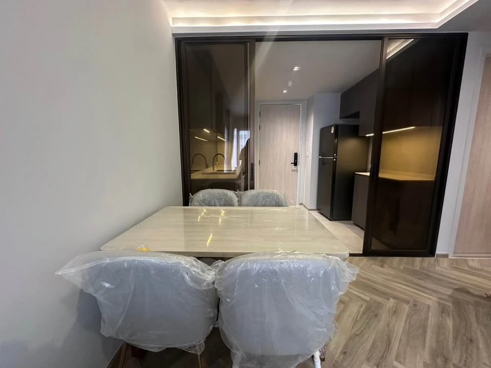 ให้เช่า แชปเตอร์ ทองหล่อ 25 แบบ 2 Beds 2 Baths มีอุปกรณ์ครบชุด หิ้วกระเป๋าเข้าอยู่ได้เลยจ้า