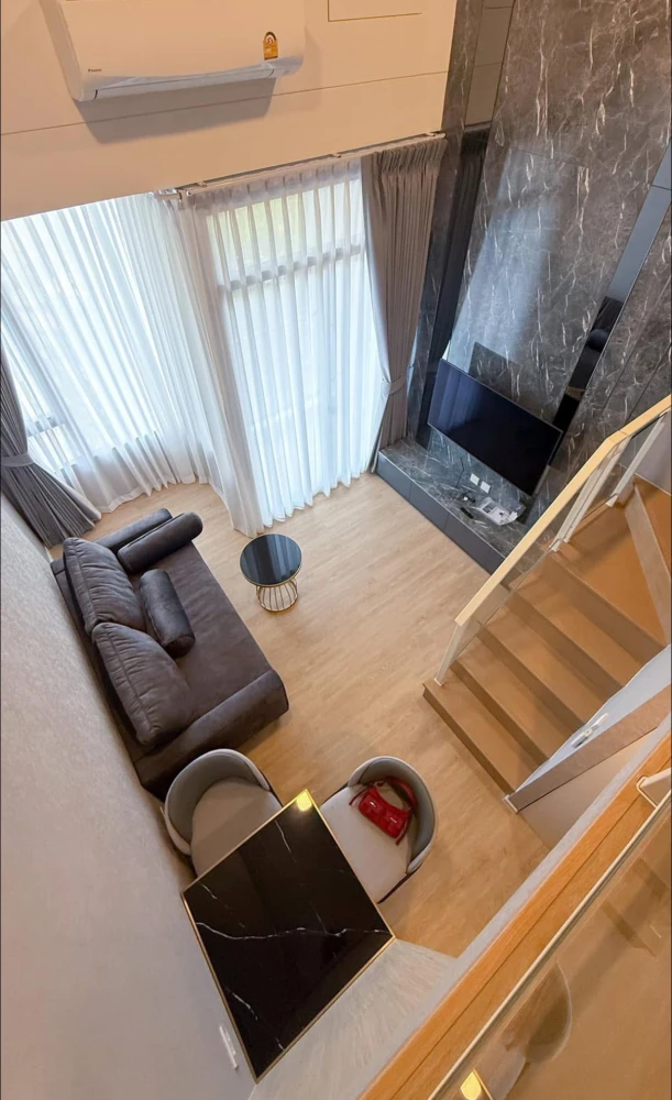 ให้เช่า แลนด์มาร์ค แอทเอ็มอาร์ทีเอ สเตชั่น ชั้น 8 ห้อง 2 ชั้น โล่ง สบาย แต่งครบ พร้อมอยู่ รีบจองเลย