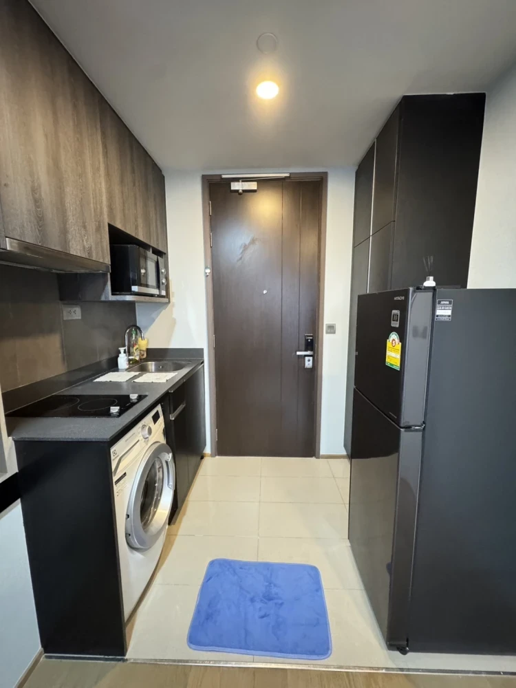 ให้เช่า  แอชตัน จุฬา-สีลม   (ทิศเหนือ) วิวสภากาชาด สนามม้า เครื่องใช้ไฟฟ้าครบ พร้อมเข้าอยู่