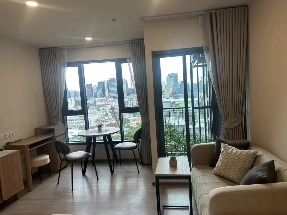 ให้เช่า แอสปาย สุขุมวิท-พระราม 4 ห้องพร้อมอยู่ เฟอร์พร้อม จองเลย