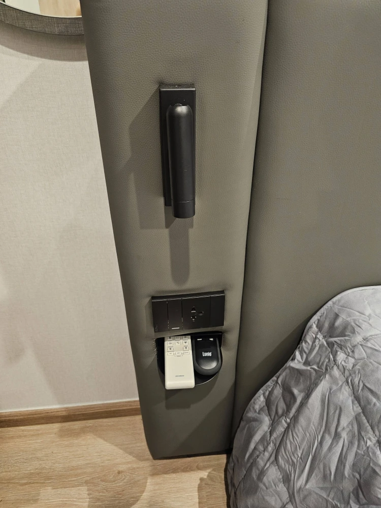 ให้เช่า โนเบิล นิว ดีสทริค อาร์ไนน์ 2 ห้องนอน 2 ห้องน้ำ ระเบียงทิศเหนือ ตอนบ่ายร่ม วิวส่วนกลาง รีบคว้าไว้เลย