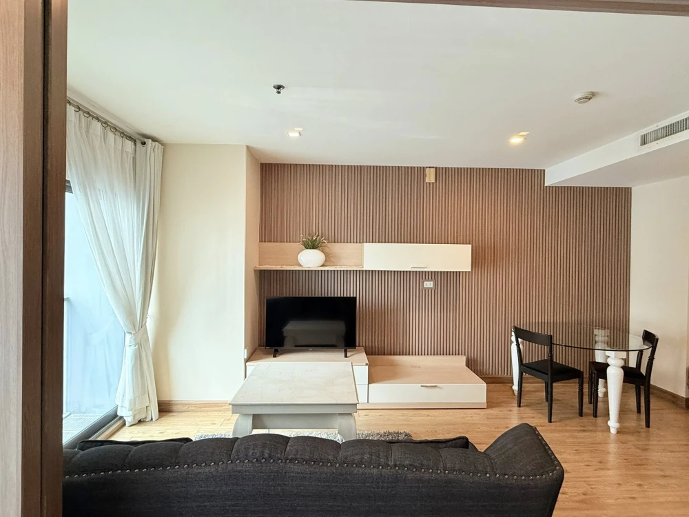 ให้เช่า โนเบิล รีมิกซ์ สุขุมวิท 36 ชั้น 6 พื้นที่ 40 sqm กว้างมาก พร้อมเฟอร์นิเจอร์สุดปัง ไม่ควรพลาด