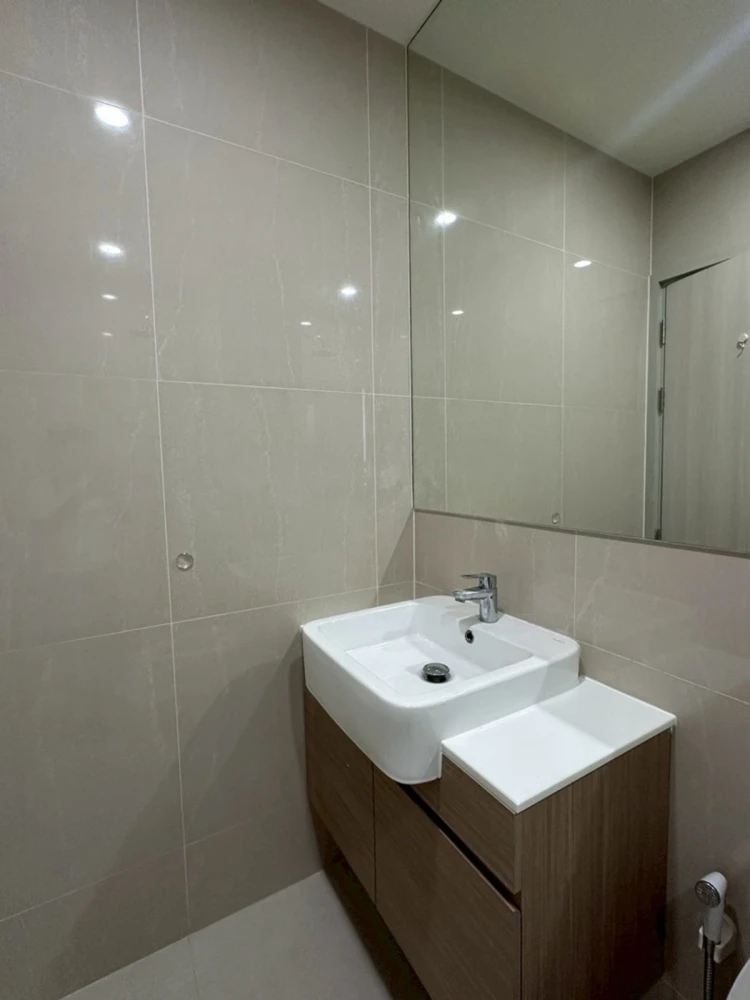 ให้เช่า โนเบิล รีวอลฟ์ รัชดา 2 ชั้น 32 ห้องแต่งครบ น่าอยู่ จองเลย ห้ามพลาด