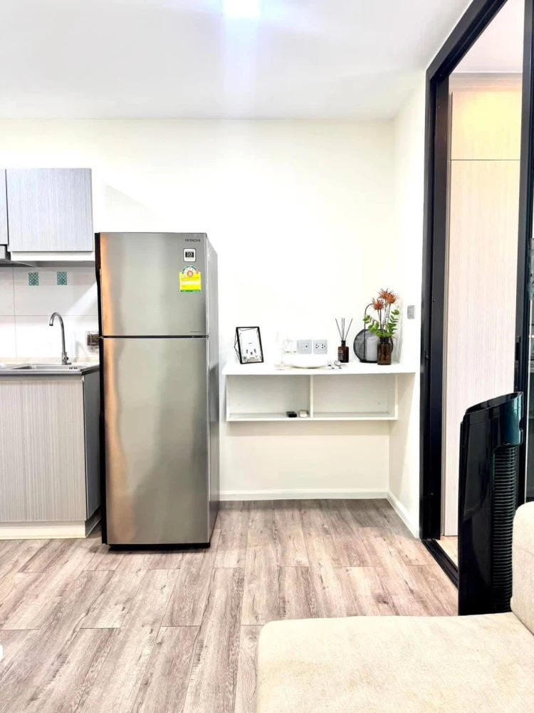 ให้เช่า โมดิซ สเตชั่น มีเฟอร์นิเจอร์ครบ พร้อมตู้เสื้อผ้าหลังใหญ่ใส่ของได้จุใจ จองเลยอย่าลังเล