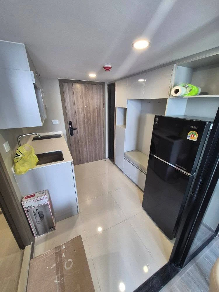 ให้เช่า ไนท์บริดจ์ สเปซ พระราม 4 มีเฟอร์นิเจอร์ครบครัน ตกแต่งอย่างดี ช้าหมดอดนะจ๊ะ