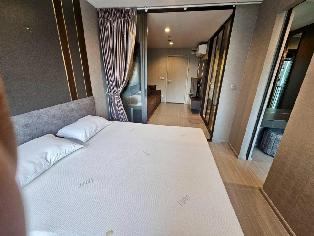 ให้เช่า ไลฟ์ ลาดพร้าว ชั้น 30 ห้องแต่งครบ พร้อม walk in closet สนใจจองเลย อย่ารอช้า