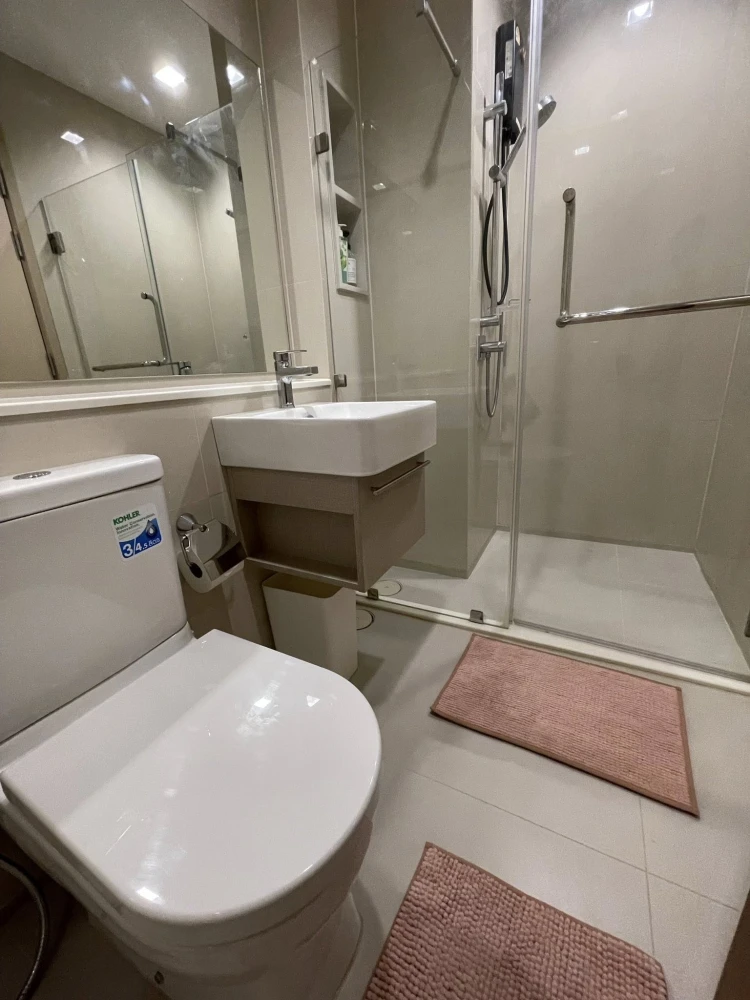 ให้เช่า ไลฟ์ สาทร - เซียร์ร่า ชั้นสูง ห้องแต่งน่าอยู่ พร้อมเฟอร์นิเจอร์ครบ อย่ามัวแต่มอง