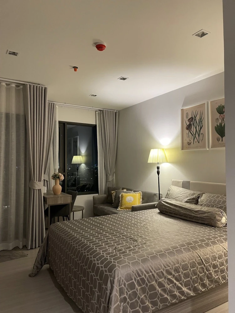 ให้เช่า ไลฟ์ สาทร - เซียร์ร่า ชั้นสูง ห้องแต่งน่าอยู่ พร้อมเฟอร์นิเจอร์ครบ อย่ามัวแต่มอง