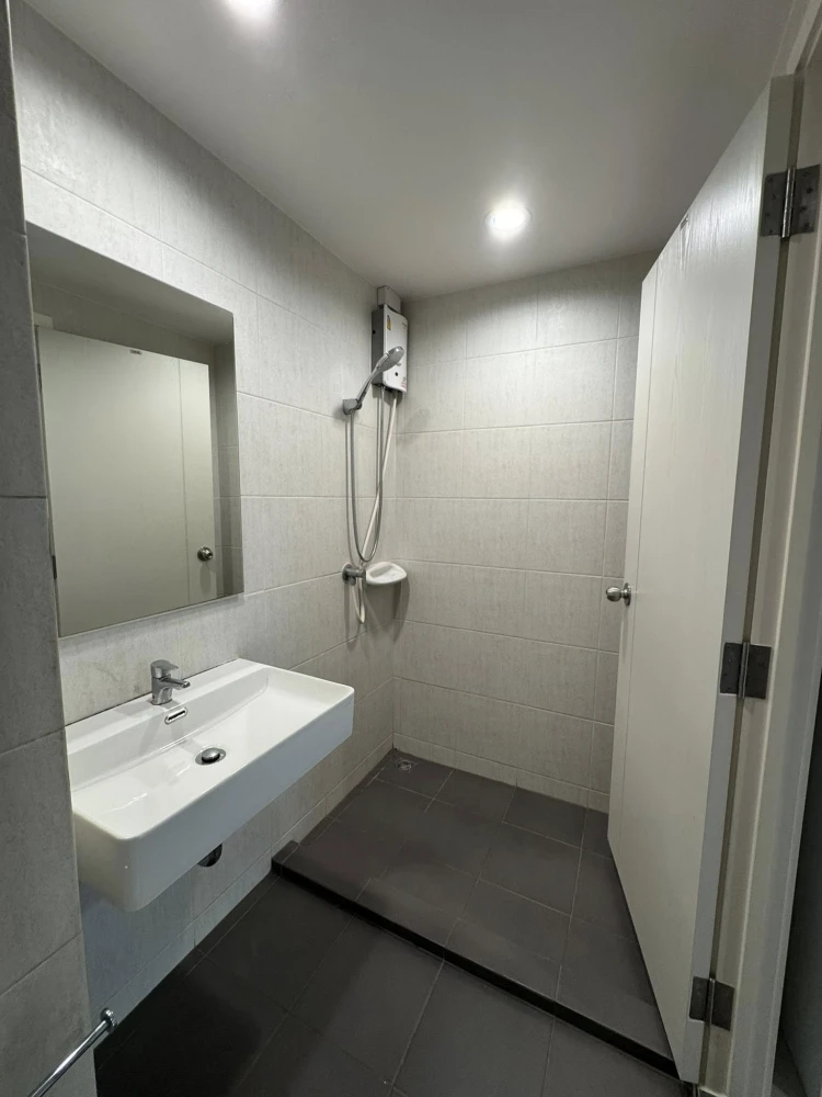 ให้เช่า ไอคอนโด แอคทีฟ พัฒนาการ อาคาร B ใกล้ Airport Rail Link สิ่งอำนวยความสะดวกในห้องครบ ห้ามพลาด