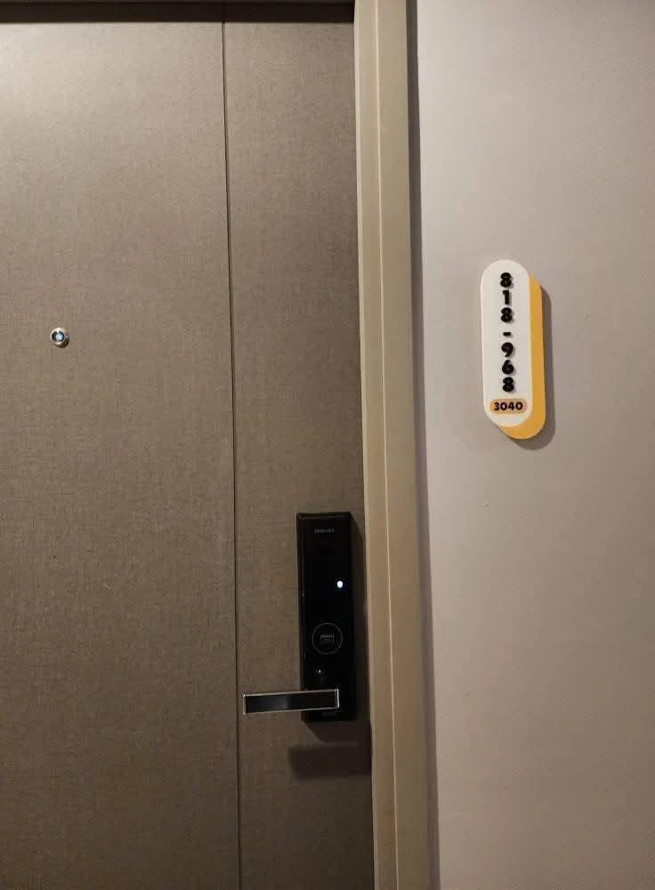 ให้เช่า ไอดีโอ พระราม9 – อโศก ชั้นสูง ห้องดูเพล็กซ์ ตกแต่งบิวท์อินอย่างดี พลาดแล้วจะเสียดาย