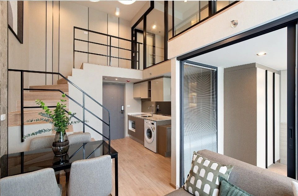 ให้เช่า ไอดีโอ พระราม9 - อโศก ห้องอยู่ชั้นสูงมากๆ ตกแต่งบิวท์อินสวยมากทั้งห้อง น่าจองสุดๆ