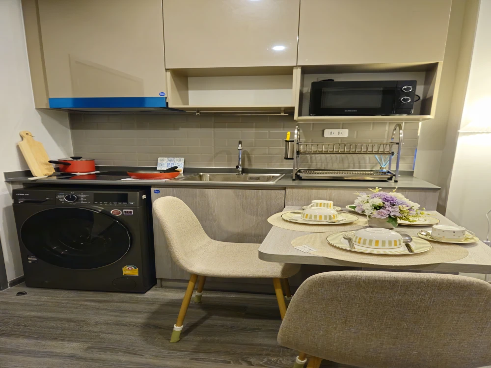 ให้เช่า!! ไอดีโอ รามคำแหง - ลำสาลี สเตชั่น ชั้น 17 เฟอร์นิเจอร์ครบ หิ้วกระเป๋าพร้อมเข้าอยู่ได้เลย ห้ามพลาด!!