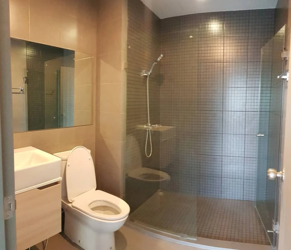 ให้เช่า ไอดีโอ สุขุมวิท 115 ห้องกว้างขวางอยู่สบาย พร้อมเฟอร์นิเจอร์ครนเซต ห้ามพลาด