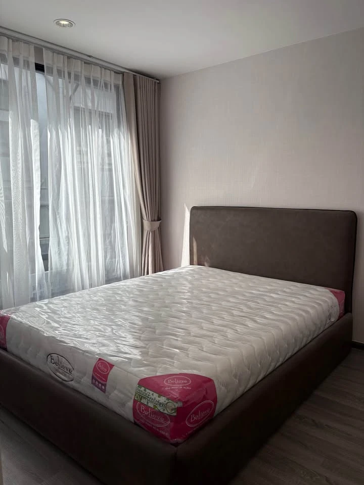 For rent: Ideo Mobi Sukhumvit 40, 2nd floor unit, front building, fully furnished and ready to move in.