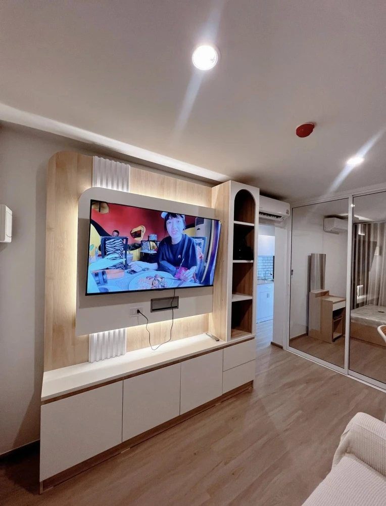 ให้เช่า ไฮ ไรส์ รัชโยธิน สเตชั่น ห้องพร้อมอยู่ เฟอร์พร้อม สิ่งอำนวยความสะดวกครบ จองเลย