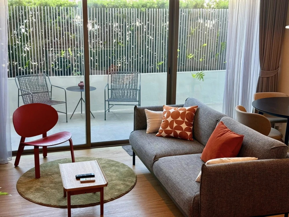 ให้เช่า – คอนโด Siamese Surawong ห้องพร้อมอยู่ พื้นนที่ใช้สอยจุใจ มาจองได้แล้ววันนี้ อย่าพลาดเด็ดขาด