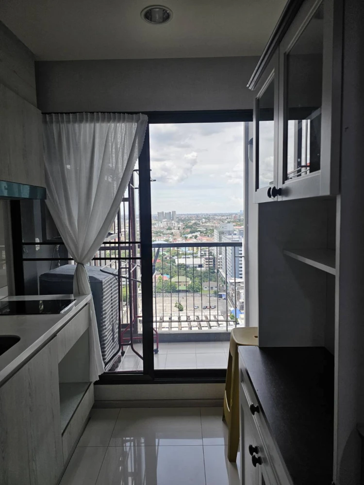 ให้เช่า 𝐋𝐢𝐟𝐞 𝐏𝐢𝐧𝐤𝐥𝐚𝐨 ห้องพร้อมเข้าอยู่ ชั้นสูง มีระเบียง ดีแบบนี้ห้ามพลาดจองด่วน+++