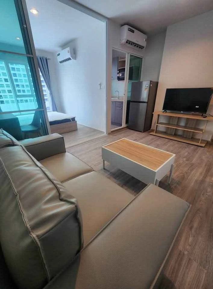 ให้เช่า 𝐑𝐞𝐠𝐞𝐧𝐭 𝐇𝐨𝐦𝐞 𝐁𝐚𝐧𝐠𝐧𝐚 ห้องพร้อมอยู่ สิ่งอำนวยความสะดวกครบ มาจับมาจองเลย อย่าพลาดเด็ดขาด