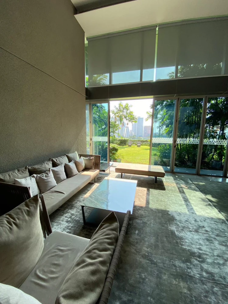 ให้เช่า 185 Rajadamri ห้องกว้างอยู่สบาย จองเลย เฟอร์พร้อม