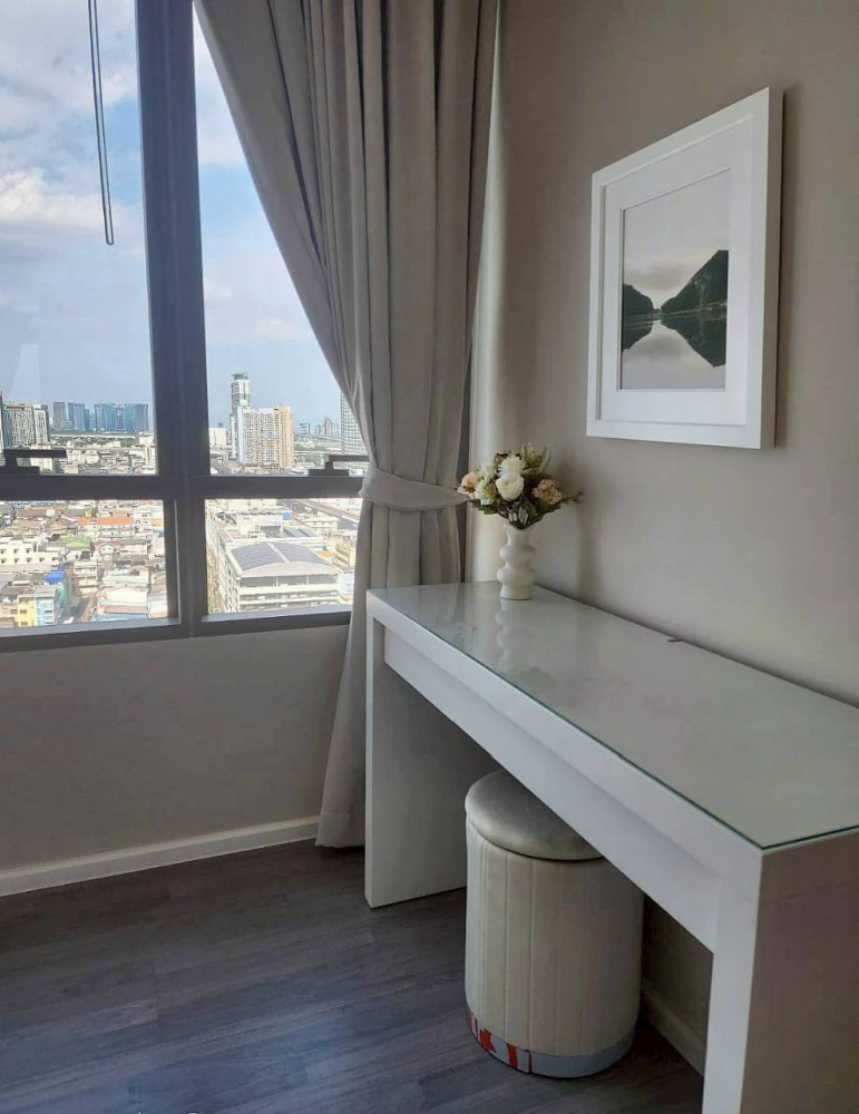 ให้เช่า 333 RIVERSIDE ชั้น 17 ชั้นสูง วิวเมือง แต่งครบ สนใจจองเลย ห้ามพลาด