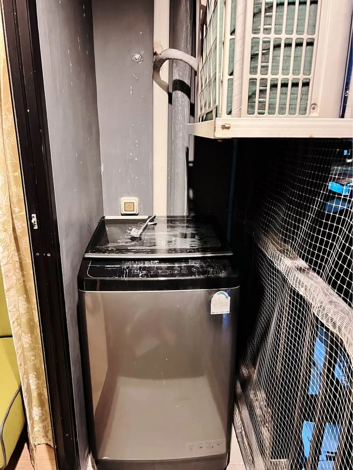 ให้เช่า 624 Condolette Ratchada 36 แบบกั้นห้องนอน ติดวอลเปเปอร์ทั้งห้อง มีความเป็นส่วนตัวสูง ไม่วุ่นวาย พลาดแล้วจะเสียใจ