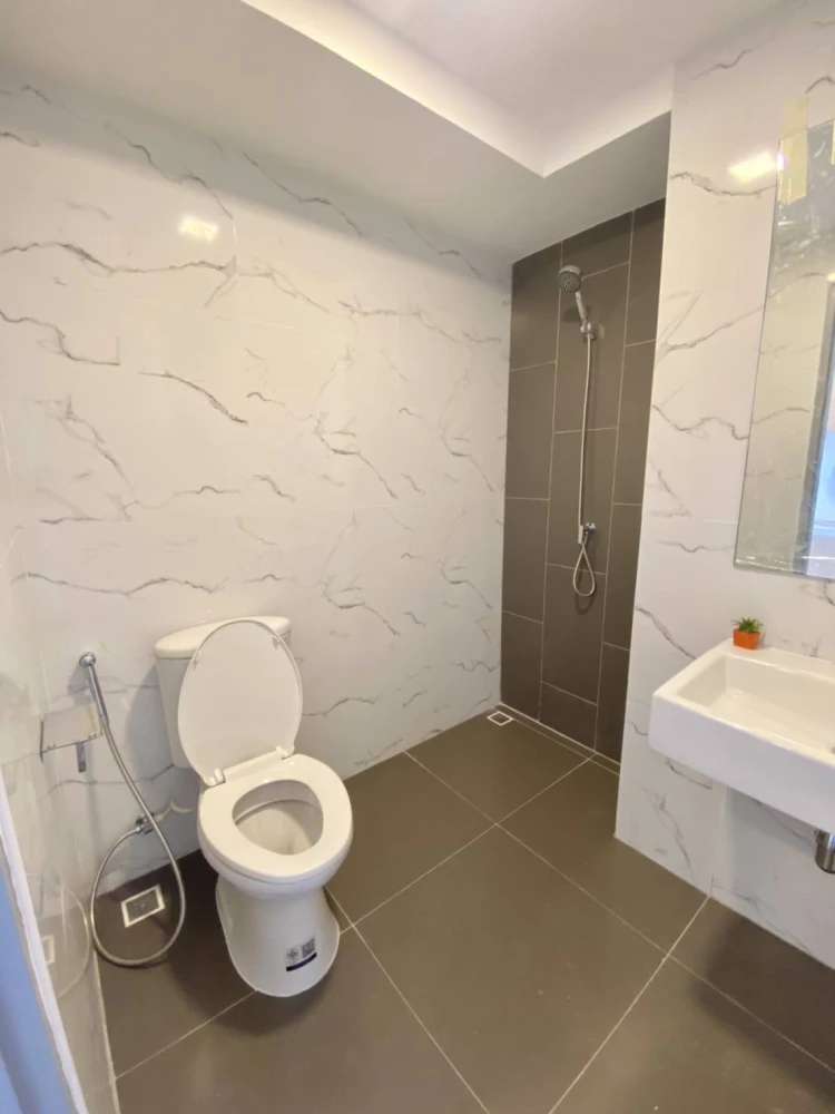 ให้เช่า A land Condo ไทรน้อย เวสต์เกต เฟส 2 ห้องสตูดิโอ เฟอร์นิเจอร์ครบ + เครื่องใช้ไฟฟ้าพร้อมใช้งาน จองเลยอย่าลังเล