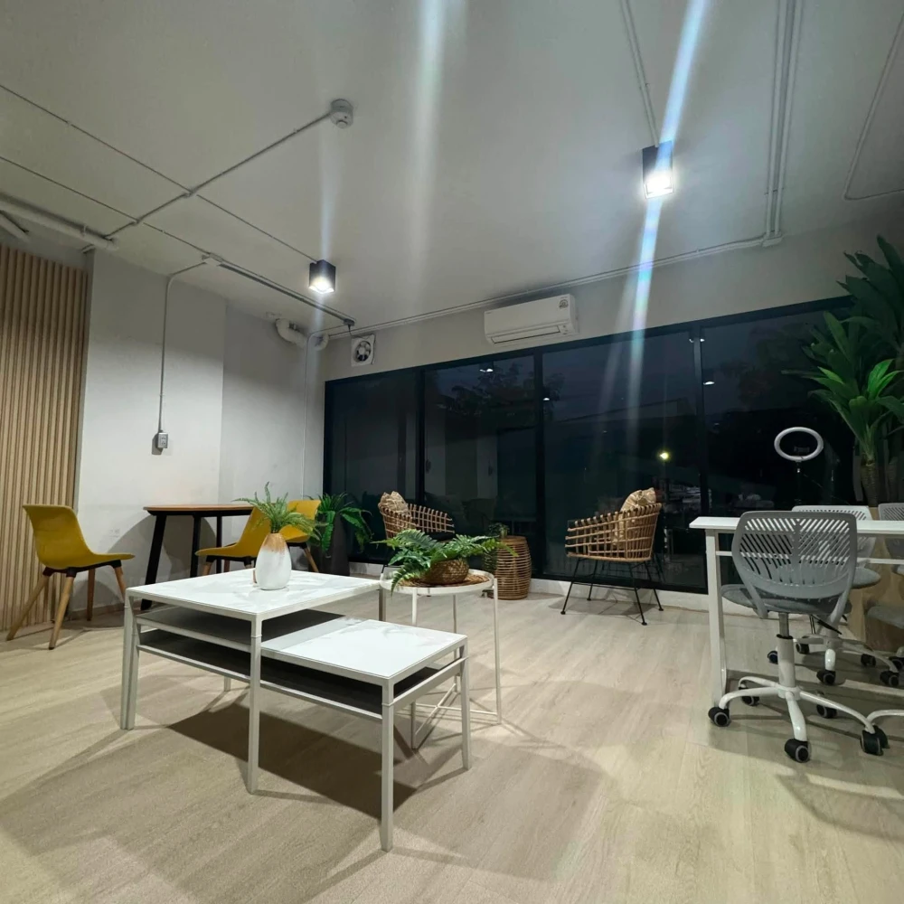ให้เช่า A LIVE SUKHUMVIT 76 ห้องใหย๋อยู่สบาย มาพร้อมพื้นที่ใช้สอย สะดวกครบจบที่เดียว พลาดแล้วจะเสียดาย