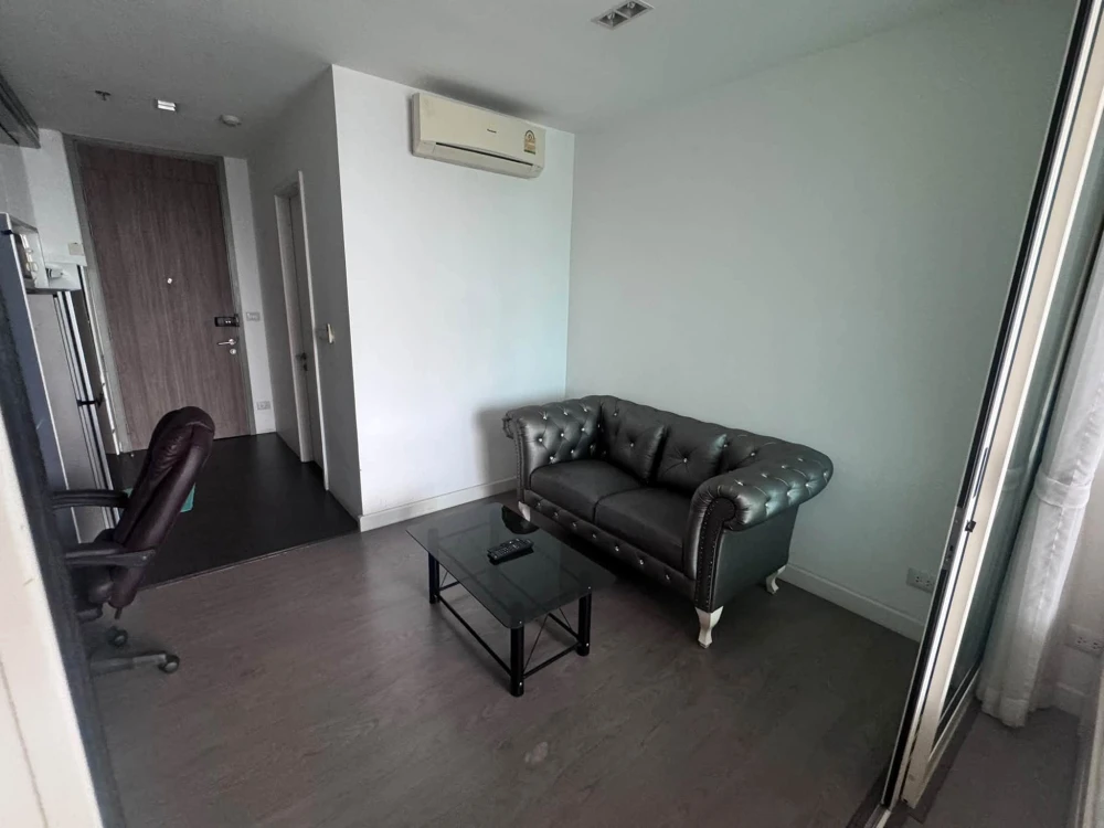 ให้เช่า A Space ID Asoke–Ratchada 1 ห้องนอน 1 ห้องน้ำ พื้นที่ใช้สอยเยอะ เฟอร์ครบครัน จองเลย