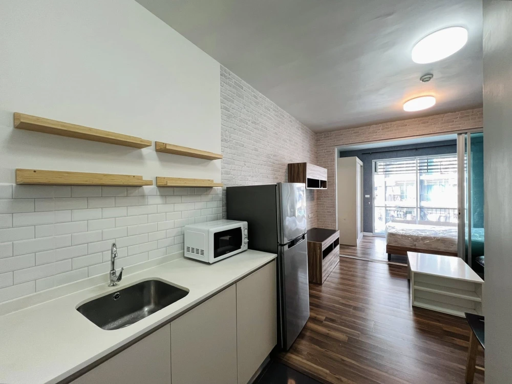 ให้เช่า A Space Me สุขุมวิท 77 ห้องพร้อมเข้าอยู่ เฟอร์พร้อม ราคาสบายกระเป๋า จองเลย