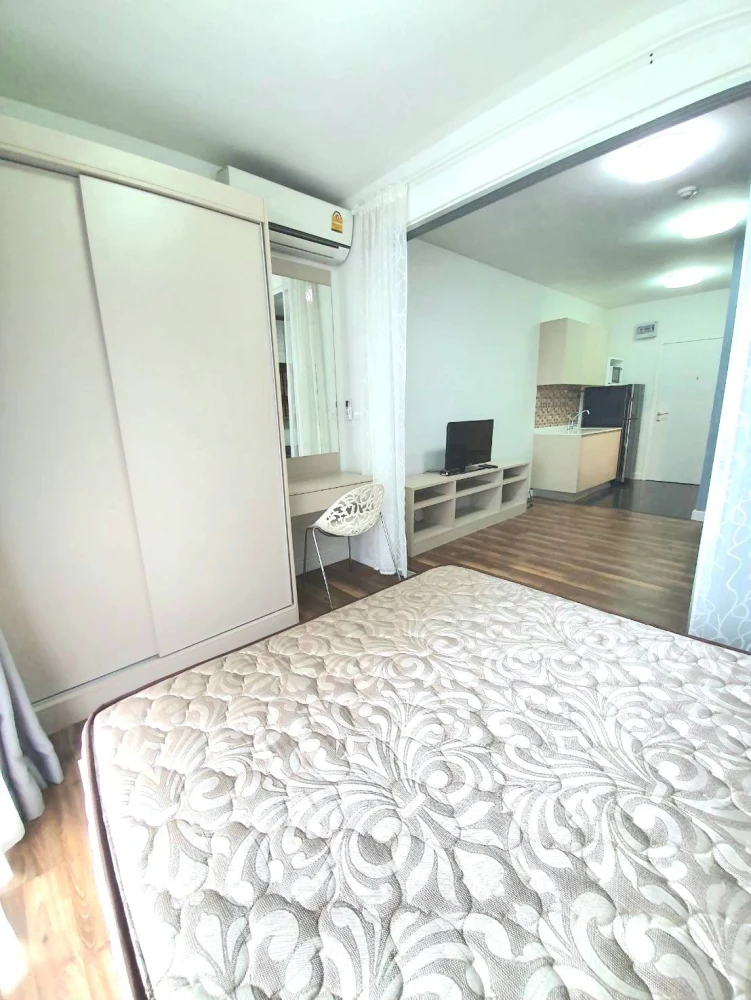 ให้เช่า a Space ME Sukhumvit 77 1 ห้องนอน 1 ห้องน้ำ เฟอร์นิเจอร์ครบครัน มองเห็นวิวสระว่ายน้ำ จองเลย