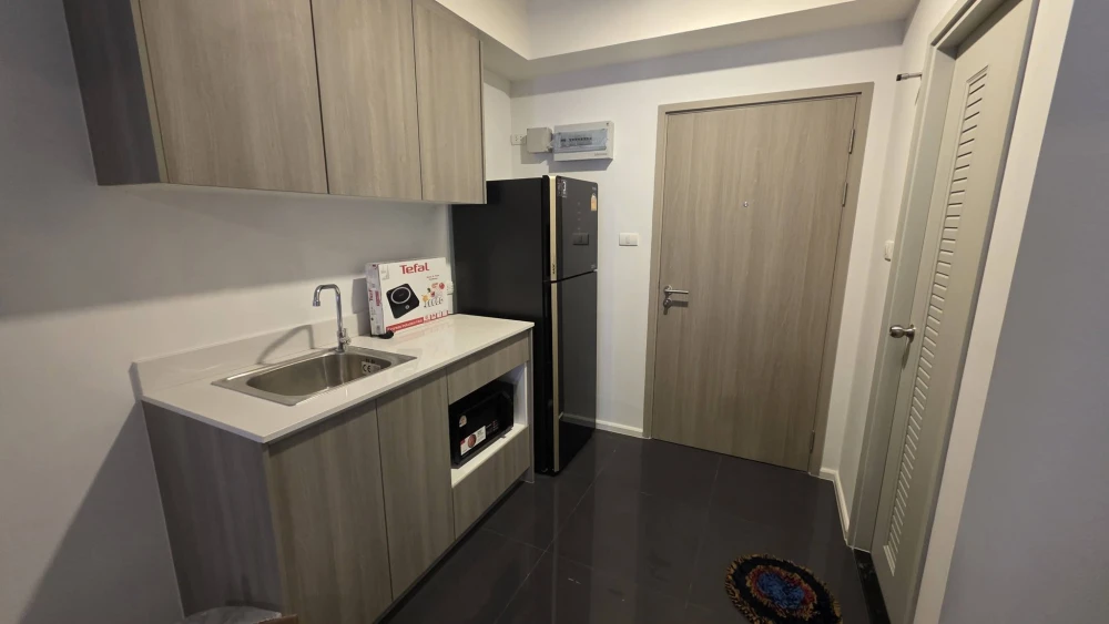 ให้เช่า A space mega  ห้องชั้นสูงน่าอยู่ เฟอร์พร้อม ราคาสบายกระเป๋า จองเลย