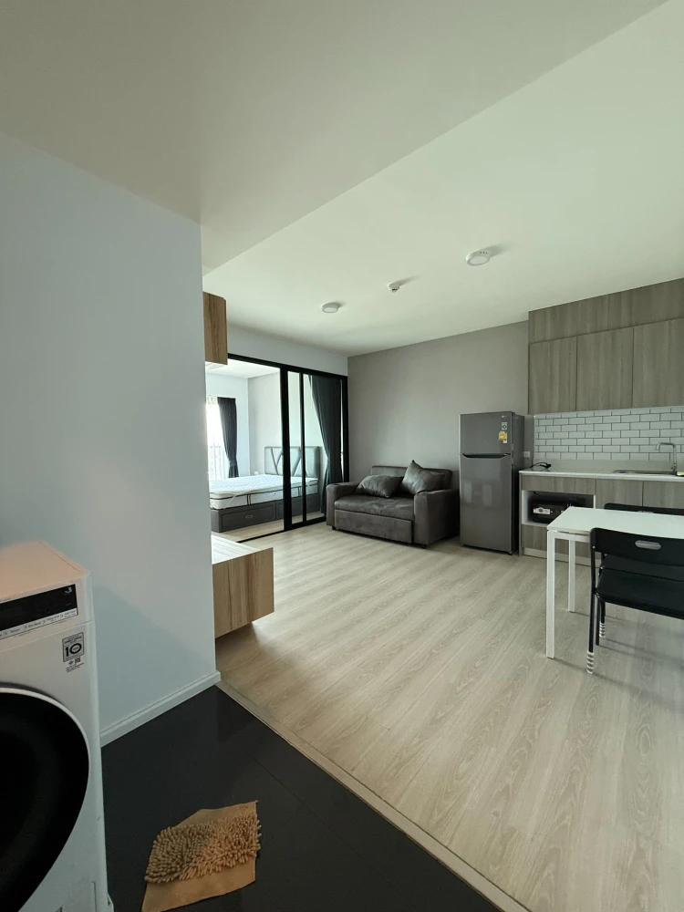 ให้เช่า A space Mega ห้องพร้อมอยู่ เฟอร์พร้อม ชั้นสูง จองเลย