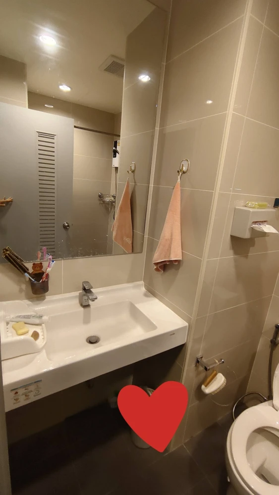 ให้เช่า A Space Mega 2 ห้องชั้น 6 เฟอร์นิเจอร์และเครื่องใช้ไฟฟ้าครบครัน หิ้วกระเป๋าเข้าอยู่ได้เลยจ้า