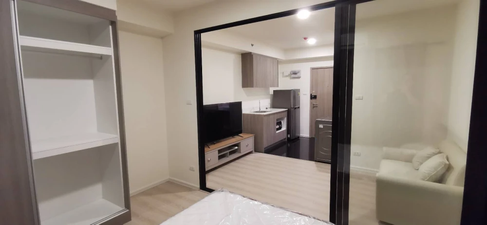 ให้เช่า A Space Mega 2 1 ห้องนอน 1 ห้องน้ำ เฟอร์นิเจอร์และสิ่งอำนวยความสะดวกครบครัน จองเลย