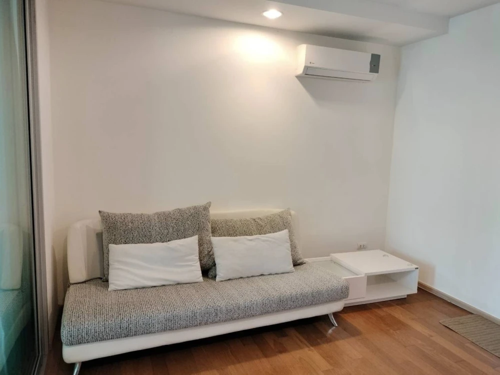 ให้เช่า Abstracts Phahonyothin Park  ตึก A ชั้น 19 ( วิวดีไม่บล็อค ) พื้นที่กว้างขวางอยู่สบาย ห้ามพลาด