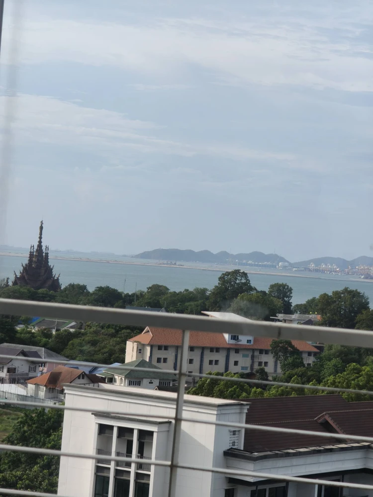 ให้เช่า AD hyatt condominium ห้องสตูดิโอ ชั้น 12 ทะเล/วิวเมือง/มองเห็นปราสาทสัจธรรม ห้ามพลาด